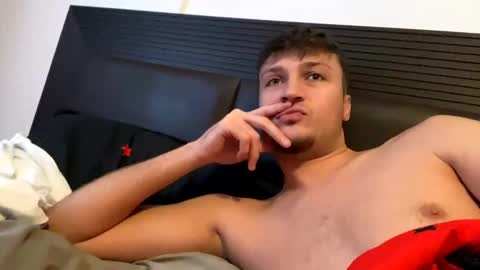 Snapshot of hornystar77 chatting on 01-31-25, 01:34 Ayan online show from 01-31-25, 01:34