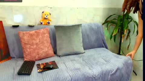 Snapshot of hornytwosomexxx chatting on 10-12-25, 02:10 hornytwosomexxx online show from 10-12-25, 02:10