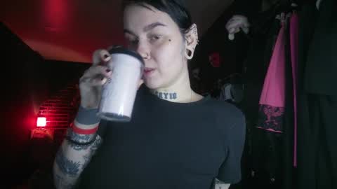 Messalina Horror online show from 12-14-24, 06:46