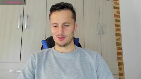 horse_man2 online show from 09-30-25, 05:29