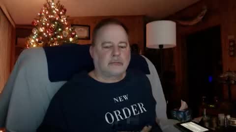 Snapshot of horsebigballs chatting on 01-26-25, 05:13 horsebigballs online show from 01-26-25, 05:13