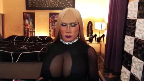 Snapshot of horsecockjessica chatting on 09-27-25, 04:34 horsecockjessica online show from 09-27-25, 04:34