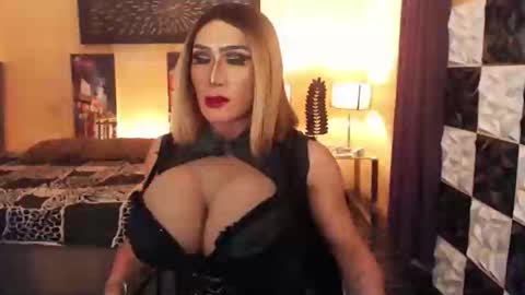 Snapshot of horsecockjessica chatting on 10-21-25, 01:56 horsecockjessica online show from 10-21-25, 01:56