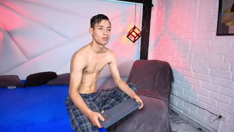 Snapshot of horus_at chatting on 02-02-25, 02:13 horus_at online show from 02-02-25, 02:13