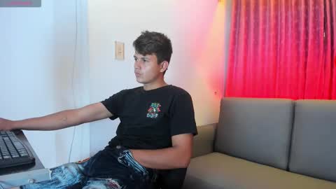 hospick_white online show from 11-14-25, 07:12