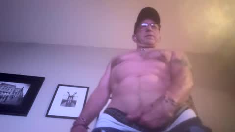 hoss43040 online show from 09-25-25, 12:25