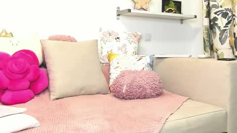 Snapshot of hot69milf chatting on 02-28-25, 03:15 hot69milf online show from 02-28-25, 03:15