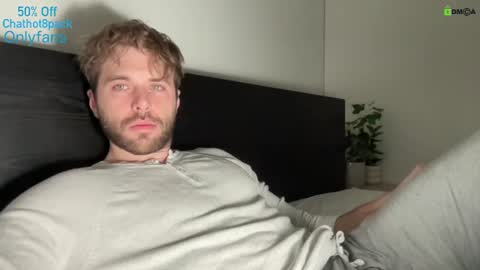 Edward aka Wolf online show from 12-22-24, 09:31