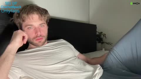 Edward aka Wolf online show from 01-13-25, 11:38