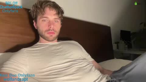 Edward aka Wolf online show from 04-20-26, 03:42