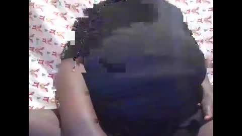 Snapshot of hot_alynn chatting on 10-15-25, 07:36 ALLYN online show from 10-15-25, 07:36