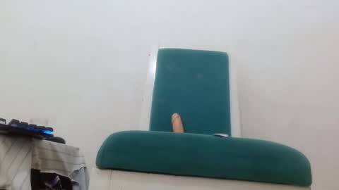 Private open online show from 01-10-25, 06:38