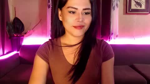 Snapshot of hot_babe0802 chatting on 06-05-26, 08:09 HANNA online show from 06-05-26, 08:09