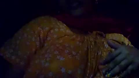 Snapshot of hot_baby_priya chatting on 10-26-25, 03:18 hot_baby_priya online show from 10-26-25, 03:18