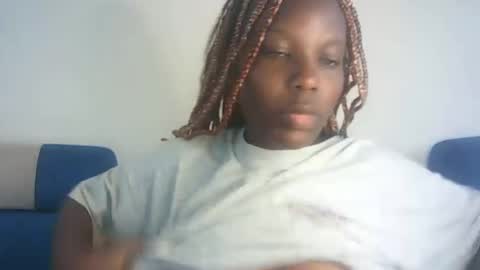 Millie online show from 02-18-25, 09:54