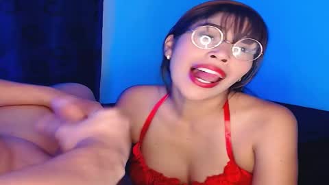 hot_boy_2027 online show from 04-18-26, 07:58