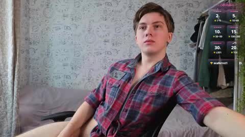 Snapshot of hot_boy_oscar chatting on 11-02-25, 11:12 Oscar online show from 11-02-25, 11:12