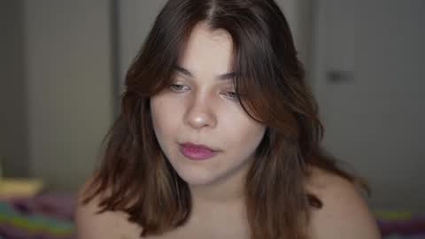 LiluCaroline online show from 01-14-25, 05:56