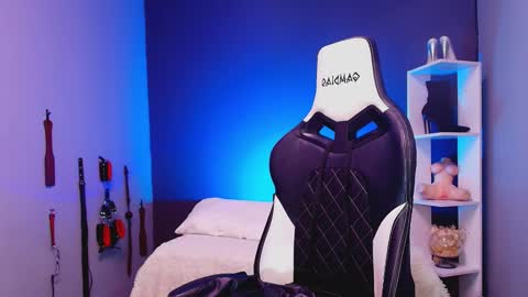 hot chocolate 4u online show from 11-29-25, 12:08