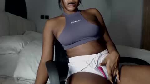 sonia  mis choco online show from 02-13-26, 06:59