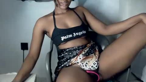 sonia  mis choco online show from 04-20-26, 07:44