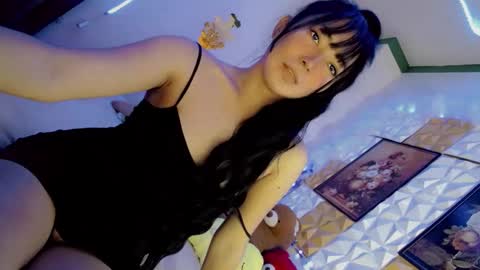 Snapshot of hot_claudia69 chatting on 02-27-25, 02:21 its me CLAUDIA online show from 02-27-25, 02:21