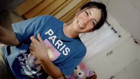 Snapshot of hot_claudia69 chatting on 02-16-26, 05:36 its me CLAUDIA online show from 02-16-26, 05:36