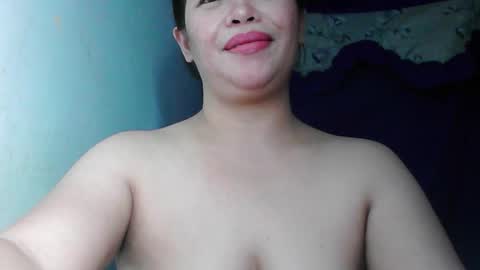 Snapshot of hot_clit28 chatting on 03-01-25, 03:53 ana online show from 03-01-25, 03:53