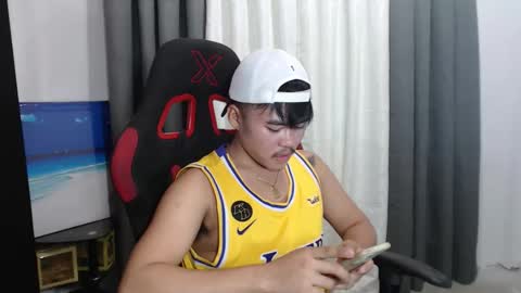 hot_emmanuel online show from 09-18-25, 08:27