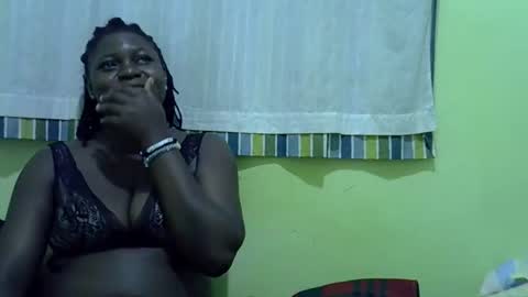 Snapshot of hot_girlly chatting on 04-06-26, 04:52 hot_girlly online show from 04-06-26, 04:52