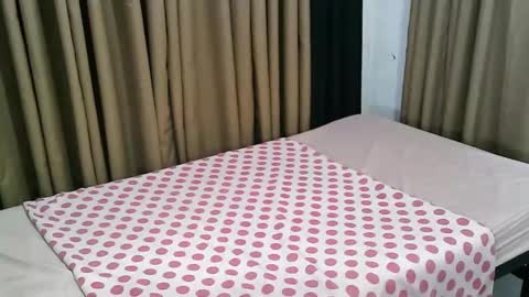 hot_jenile01 online show from 09-29-25, 11:42