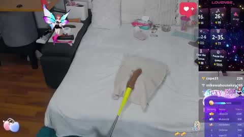 Jessica  Tyler online show from 01-11-25, 08:43