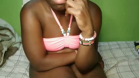 hot_latifah online show from 12-16-25, 09:20