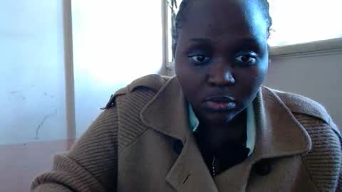 Linah online show from 11-05-25, 06:46