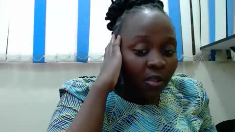 Linah online show from 12-19-25, 06:53