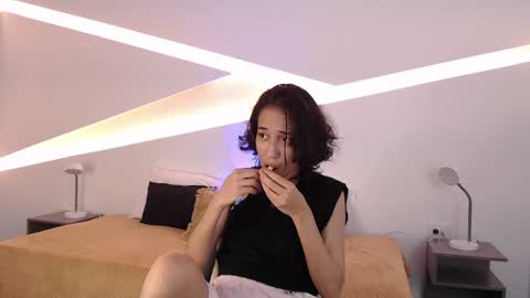 Alana online show from 12-21-24, 09:15