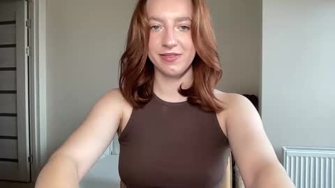 Lina online show from 11-04-25, 10:14