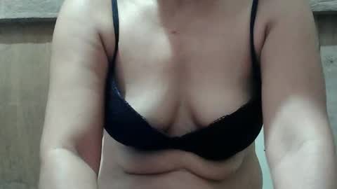 hotmama online show from 02-09-25, 07:27