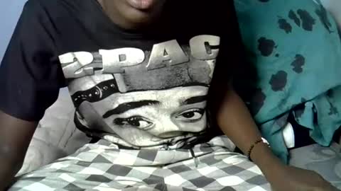 hot_me25 online show from 07-12-26, 08:22
