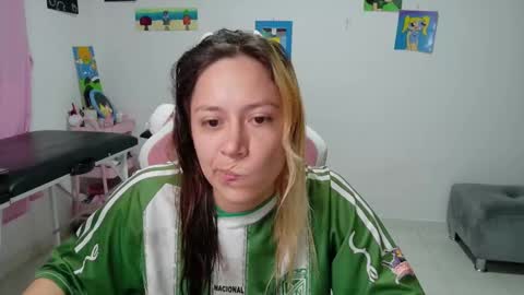 Mia online show from 01-07-26, 11:18