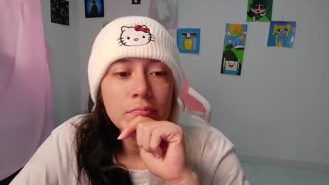 Mia online show from 02-17-26, 01:40