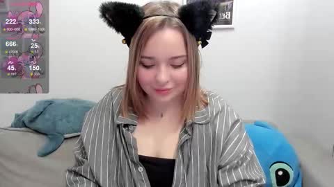 Moon online show from 02-10-26, 10:47