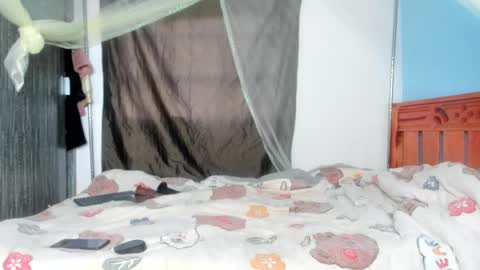 Snapshot of hot_moxie chatting on 10-20-25, 03:29 hot_moxie online show from 10-20-25, 03:29