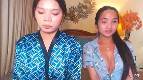 hot_nikki69 online show from 12-22-25, 11:46