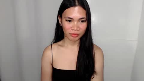 Snapshot of hot_pauline chatting on 05-11-26, 04:15 hot_pauline online show from 05-11-26, 04:15