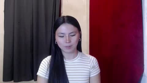 Nikki  online show from 09-29-25, 02:00