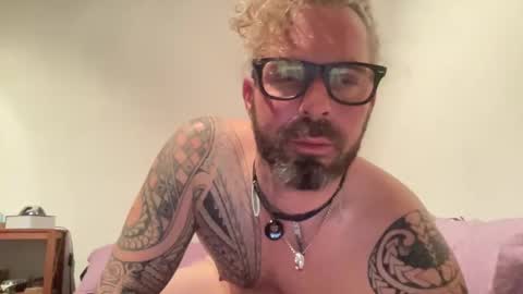 Snapshot of hot_sex83 chatting on 02-05-25, 06:37 letmedoo2 online show from 02-05-25, 06:37