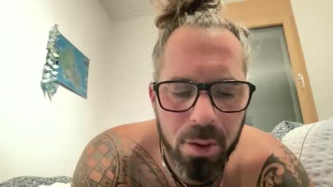 Snapshot of hot_sex83 chatting on 12-13-25, 10:48 letmedoo2 online show from 12-13-25, 10:48