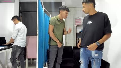 Vanesa Oliver and Andrew online show from 02-08-25, 10:50