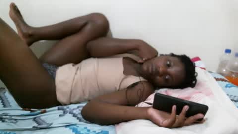 hot_shannia online show from 11-05-25, 06:30